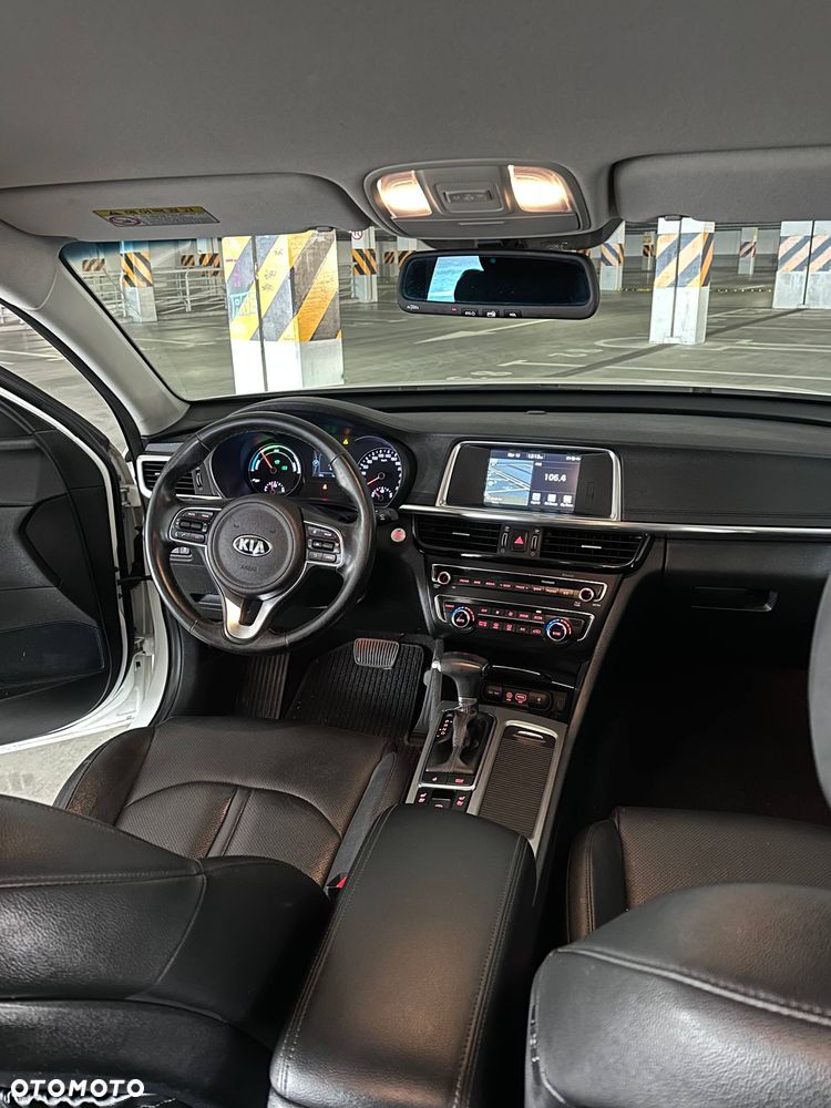 Kia Optima - 18