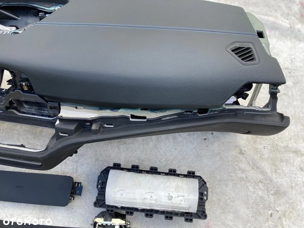 BMW 3 G20 G21 M3 G80 G81 M4 G82 G83 G22 G26 DESKA KONSOLA KOKPIT PULPIT PÓŁKA PARAPET AIRBAG KOLAN PODUSZKI POWIETRZNE KIEROWCY PASAŻERA KOLANOWA KURTYNY KURTYNA PASY PAS naprawa Raz2 !!! SKÓRA - 10