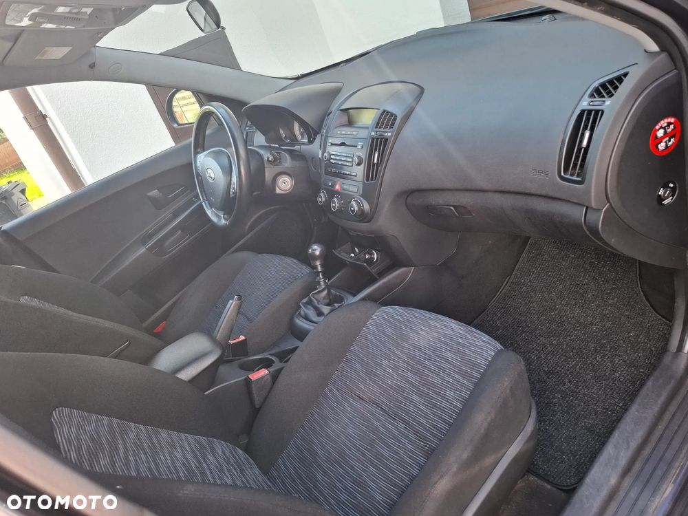 Kia Ceed 1.6 Crdi Comfort - 10