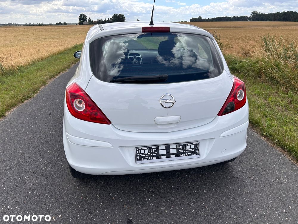 Opel Corsa 1.2 16V Cosmo - 6