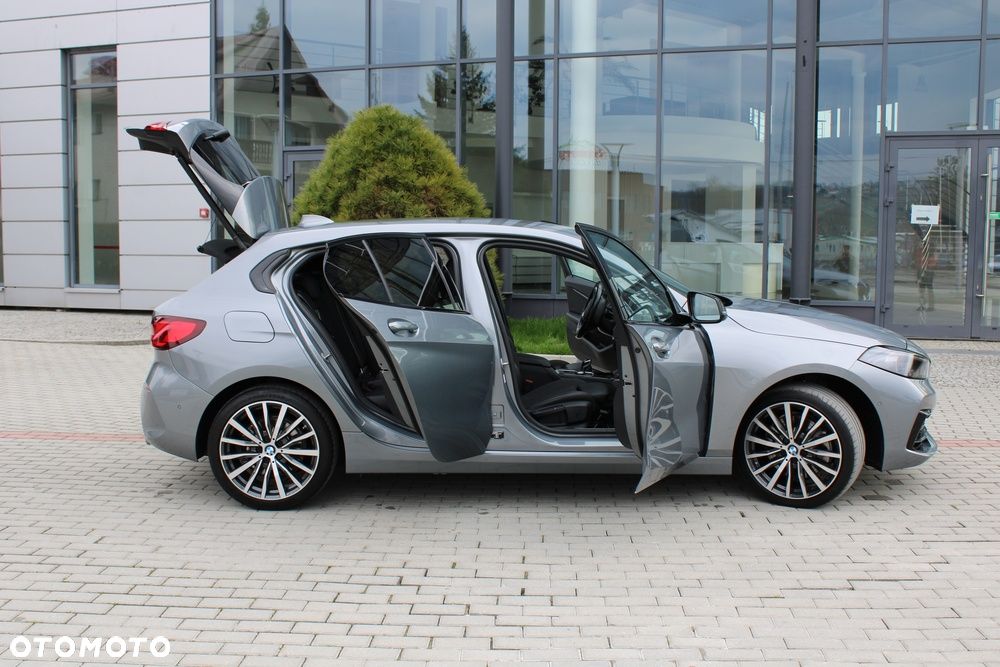 BMW Seria 1 120d xDrive Luxury Line - 17