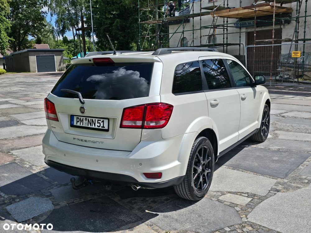 Fiat Freemont 2.0 Multijet 16V DPF Automatik Allrad Black Code - 5