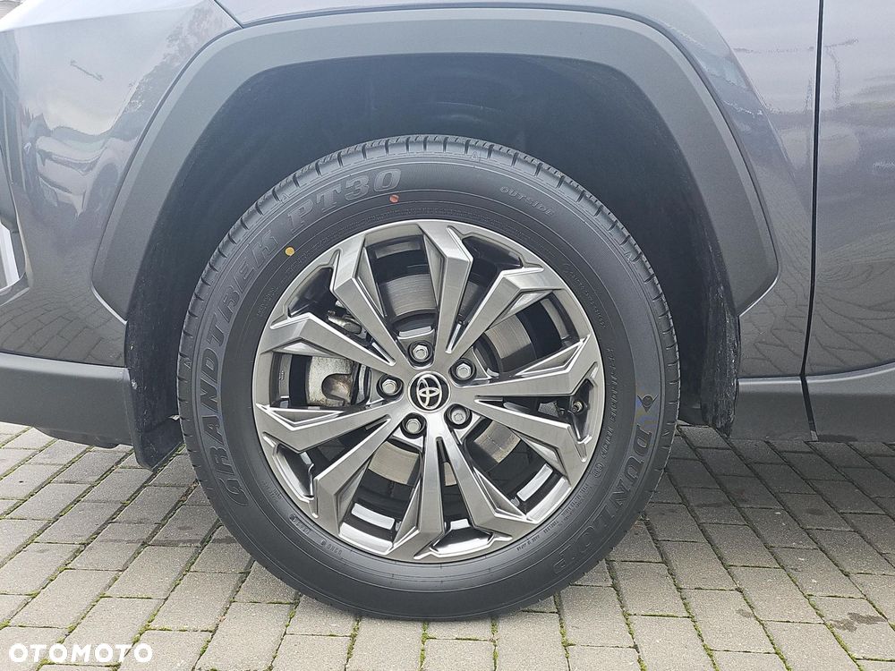 Toyota RAV4 - 24