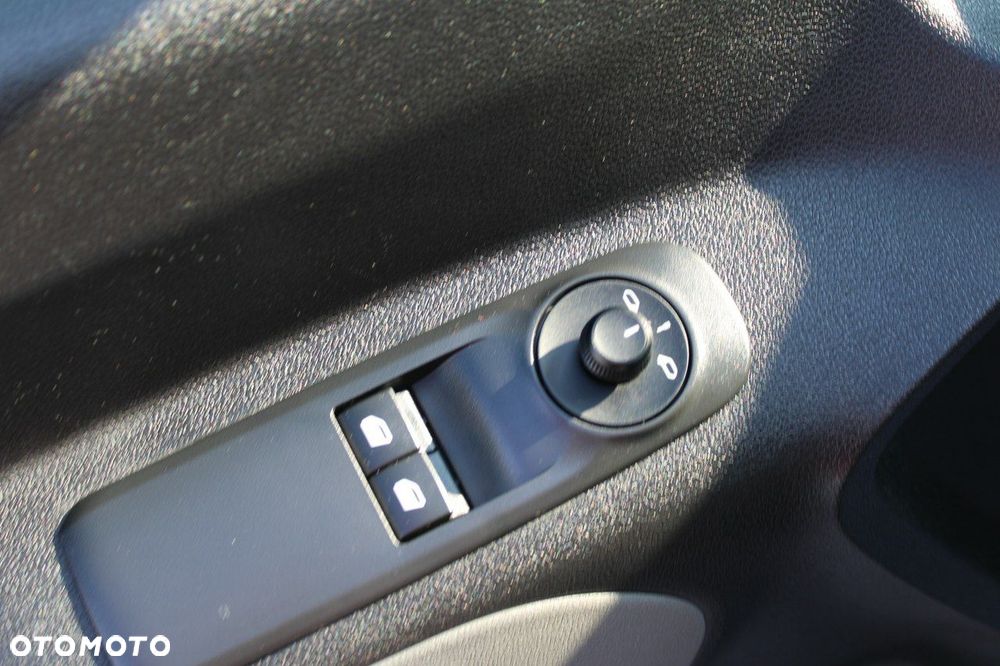 Peugeot Rifter - 18