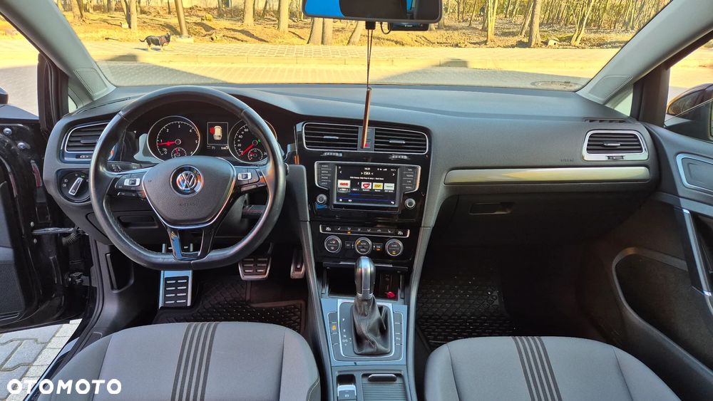 Volkswagen Golf 1.6 TDI BlueMotion Technology DSG Allstar - 9