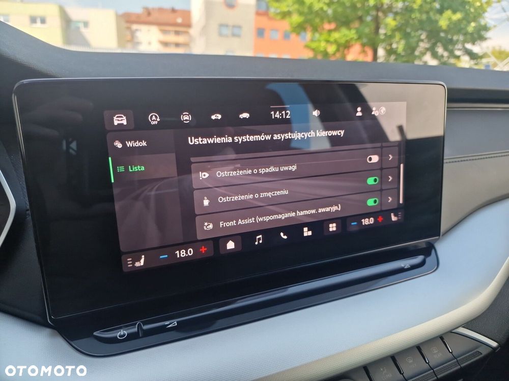 Skoda Octavia 1.5 TSI mHEV Selection DSG - 23
