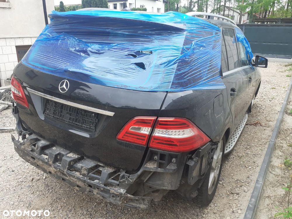 Mercedes-Benz ML - 7