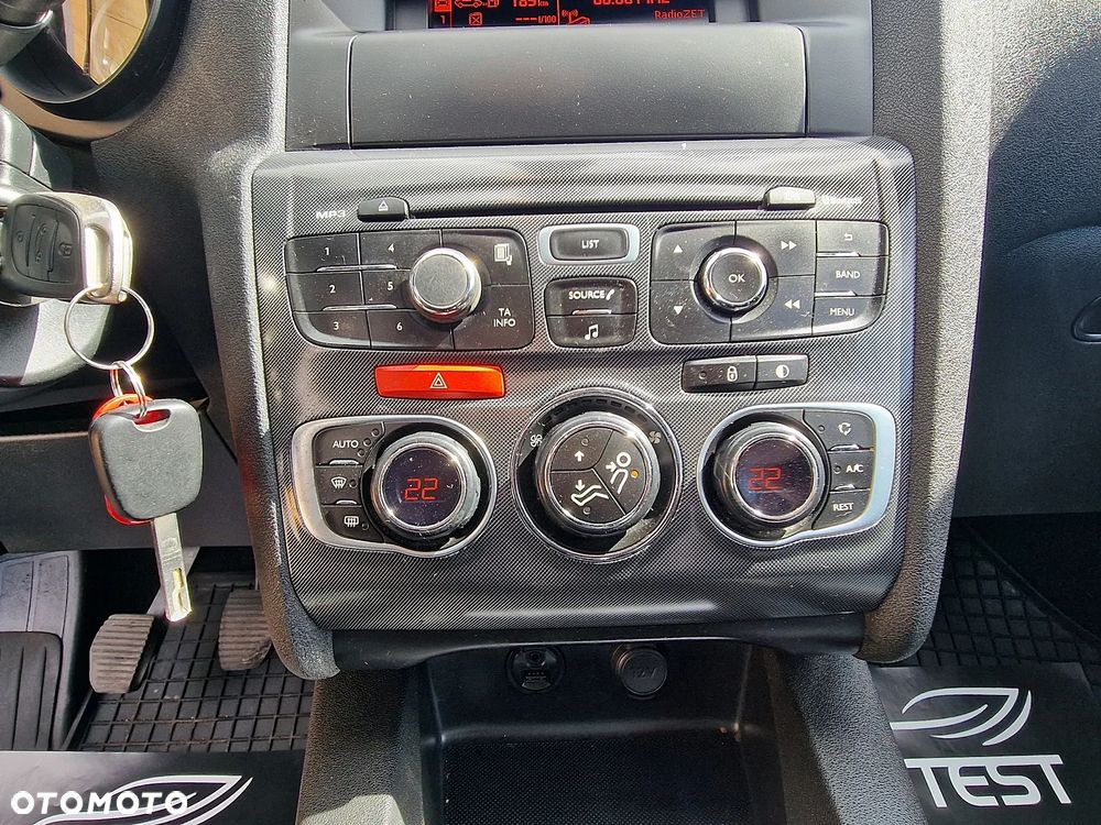 Citroën C4 1.6 HDi Feel - 17
