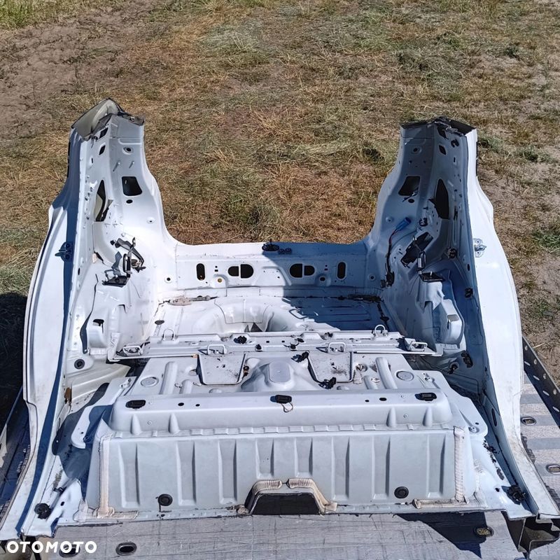 RENAULT ZOE PAS TYLNY WANNA ĆWIARTKA TYŁ LEWA PRAWA - 2