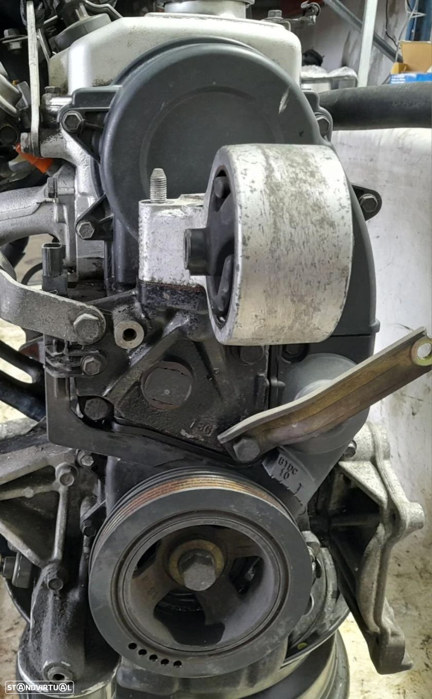 Motor completo MITSUBISHI Carisma Hatchback (DA_) - 3
