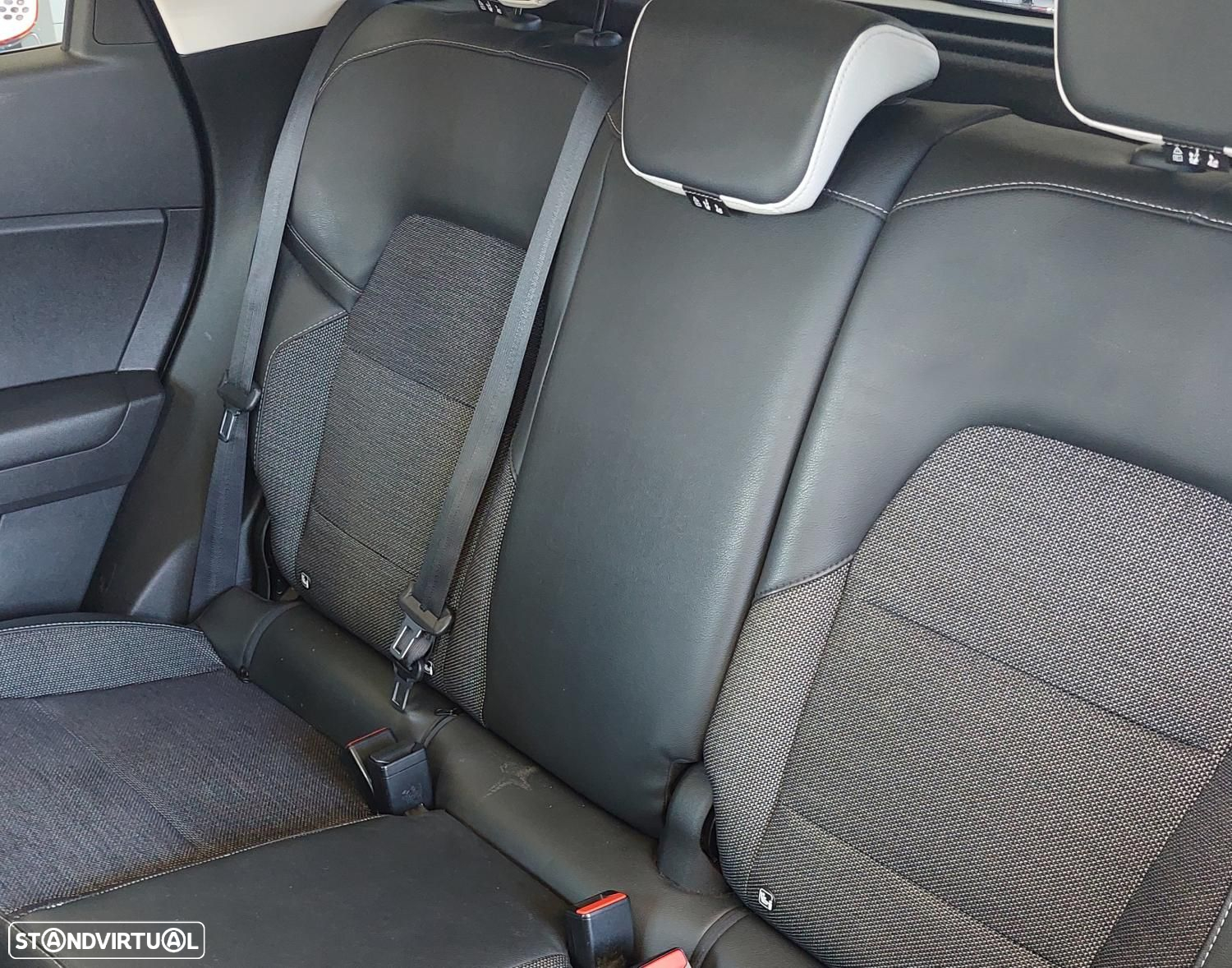 Renault Captur 1.3 TCe Exclusive - 15