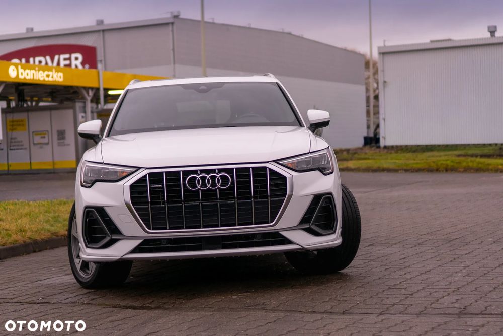 Audi Q3 45 TFSI Quattro S tronic S line - 2