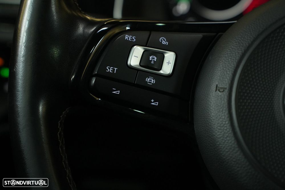 VW Golf 2.0 TSI R DSG - 16