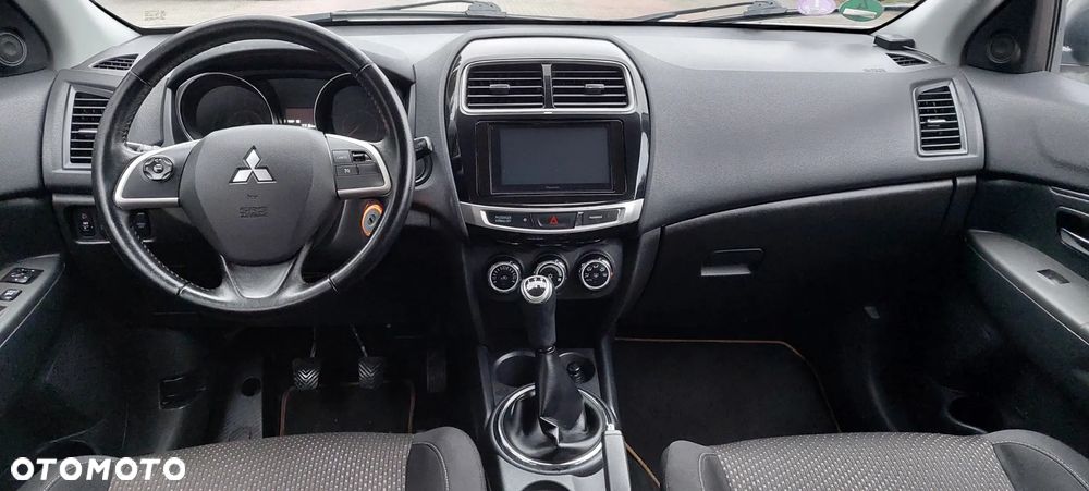 Mitsubishi ASX 1.6 2WD Diamant Edition - 12