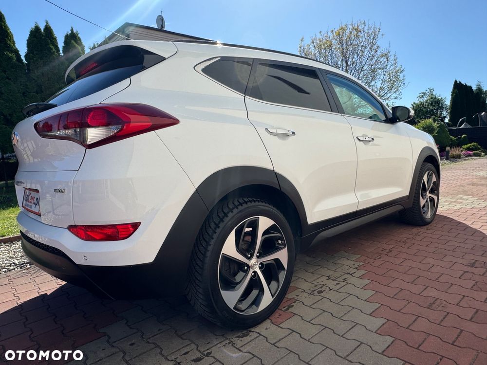 Hyundai Tucson blue 1.7 CRDi 2WD Style - 16