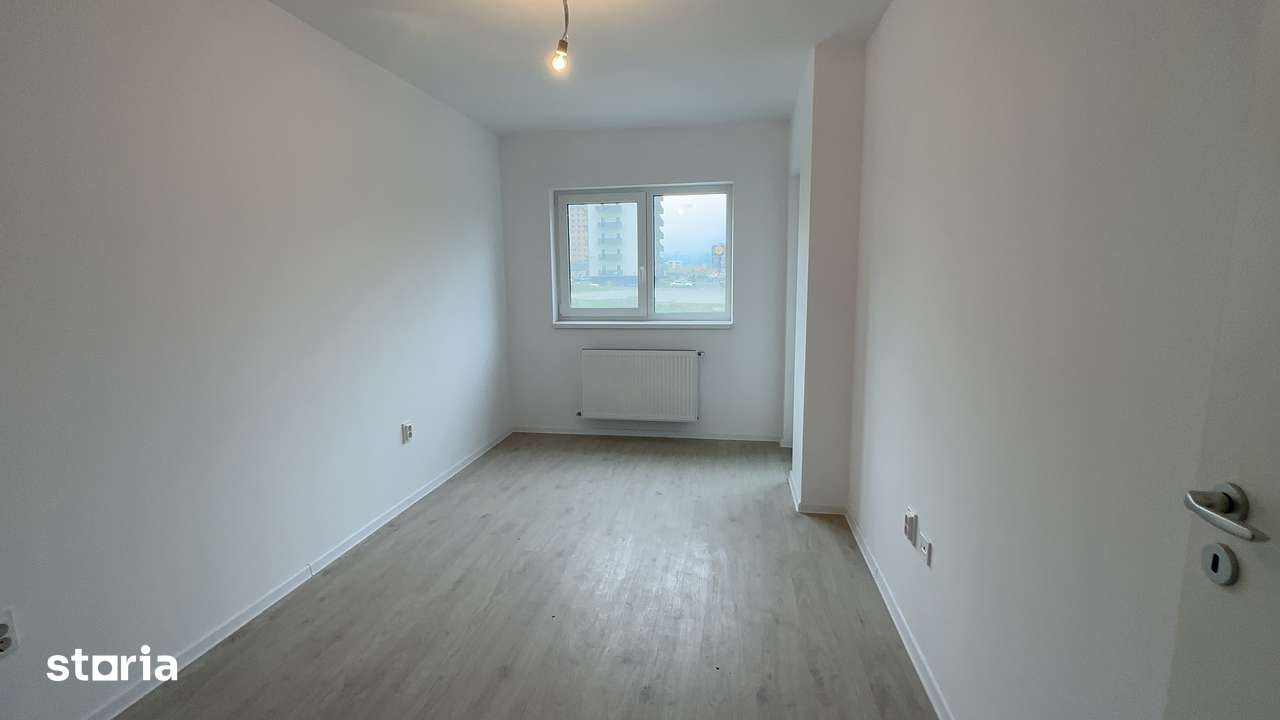 Apartament 4 camere 78 mp utili D-na Stanca Selimbar la cheie — fotografia 3