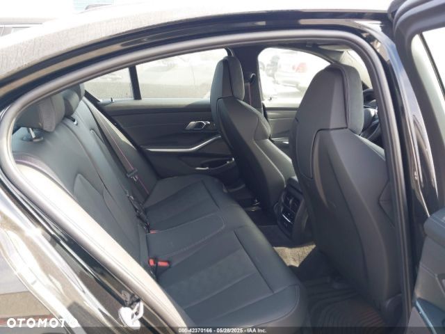 BMW M3 Competition xDrive sport - 8