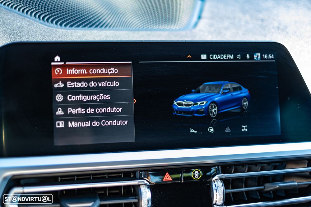 BMW 330 i xDrive Pack M - 7