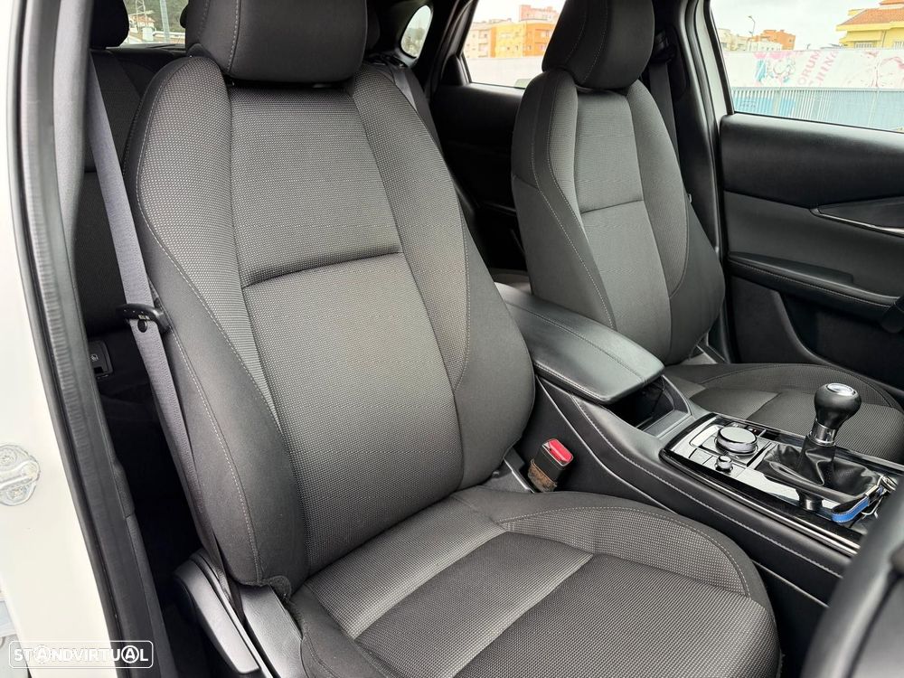 Mazda CX-30 2.0 e-Skyactiv-G Exclusive-line - 16