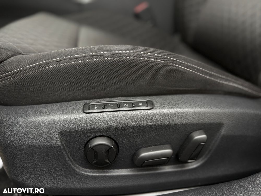 Skoda Superb 2.0 TDI DSG Premium Edition - 11