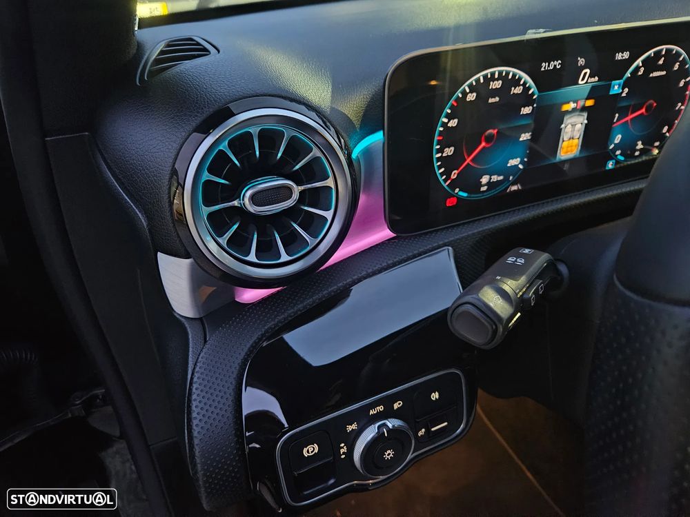 Mercedes-Benz A 200 AMG Line - 30