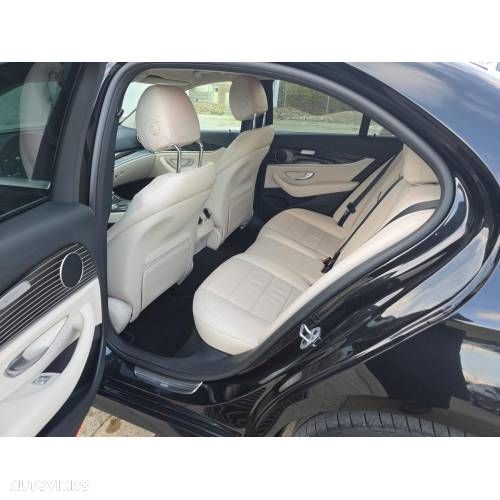Mercedes-Benz E 220 d 4MATIC Aut. - 12