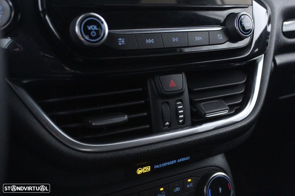 Ford Fiesta 1.0 EcoBoost ST-Line - 28