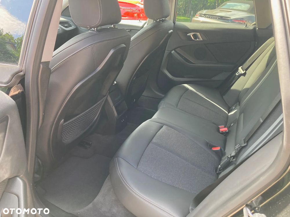 BMW Seria 2 220i Advantage sport - 14