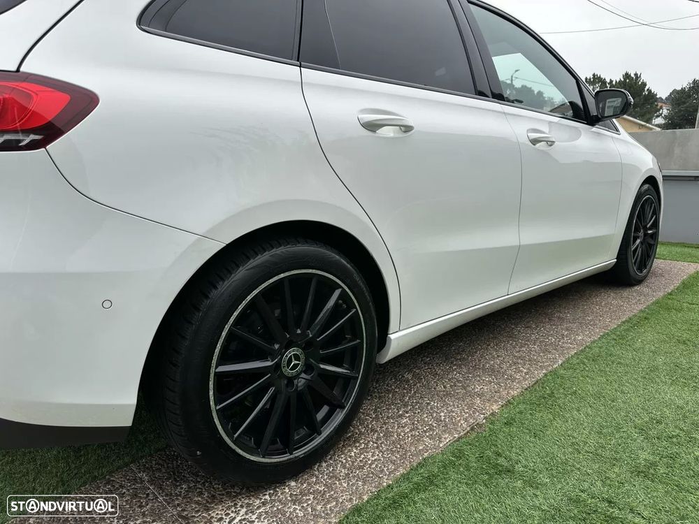 Mercedes-Benz B 200 7G-DCT AMG Line Advanced Plus - 21