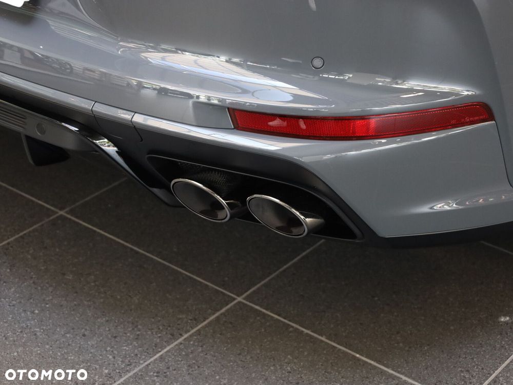 Porsche Panamera - 33