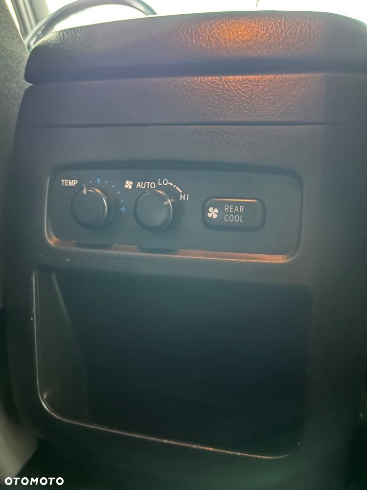Toyota Land Cruiser 3.0 D Luna - 15