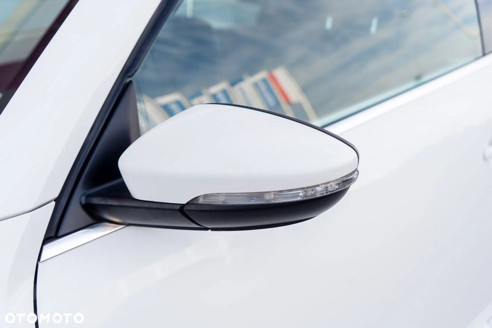 Volkswagen Beetle ver-1-6-tdi-bluemotion-technology-cup - 9