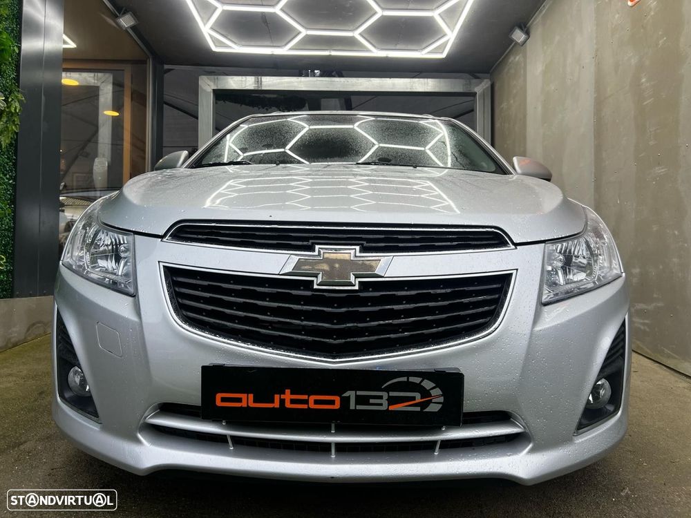 Chevrolet Cruze SW 1.7 VCDi LTZ - 2