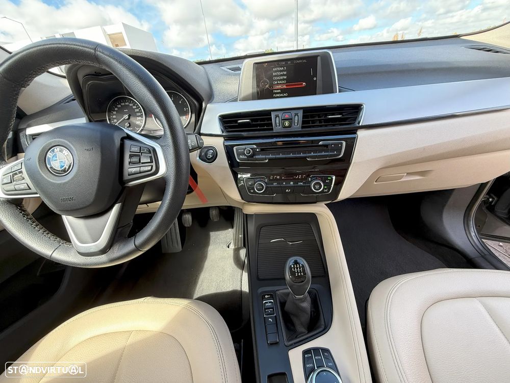 BMW X1 16 d sDrive Line Sport - 11