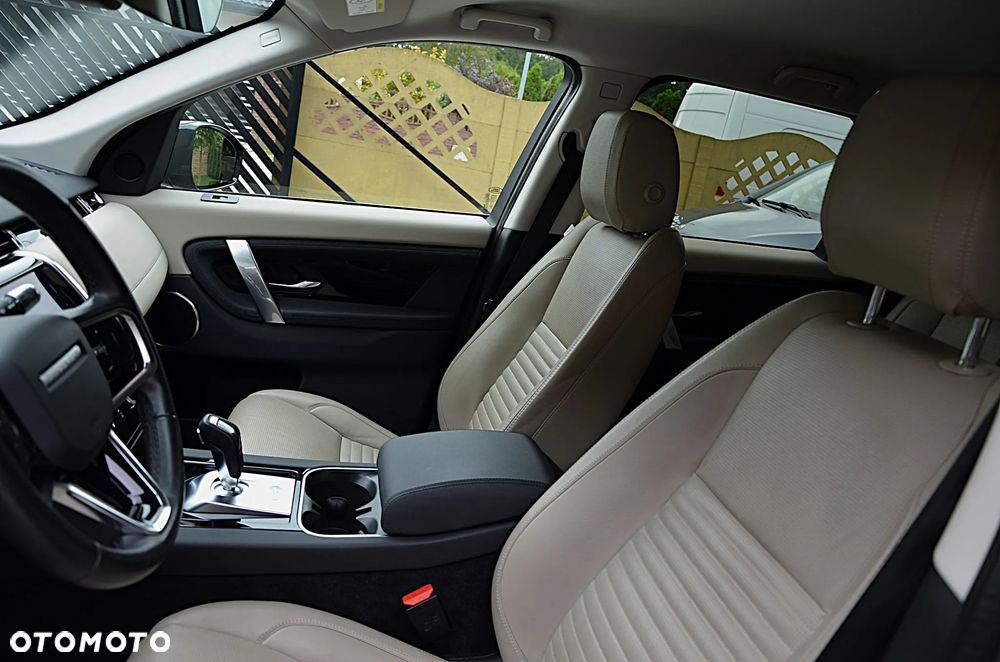 Land Rover Discovery Sport 2.0 P200 mHEV R-Dynamic HSE - 15