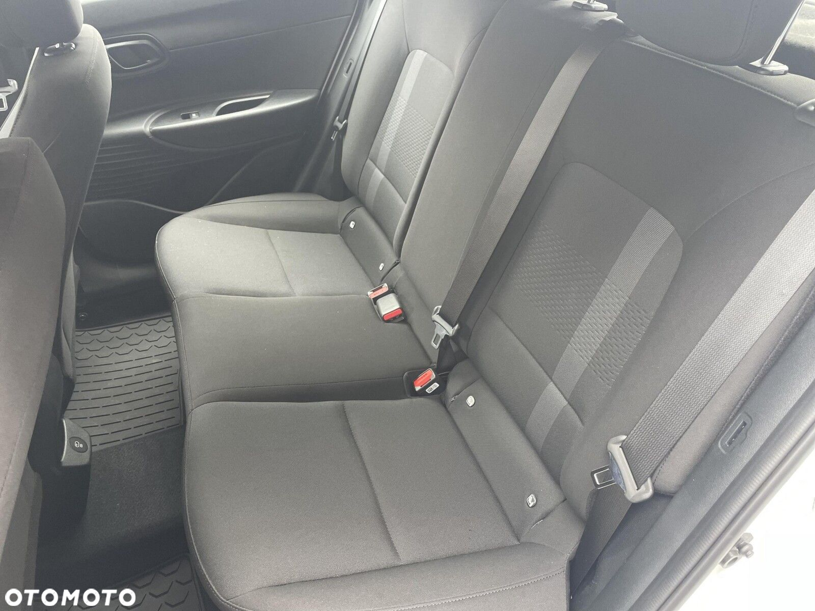 Hyundai i20 - 17