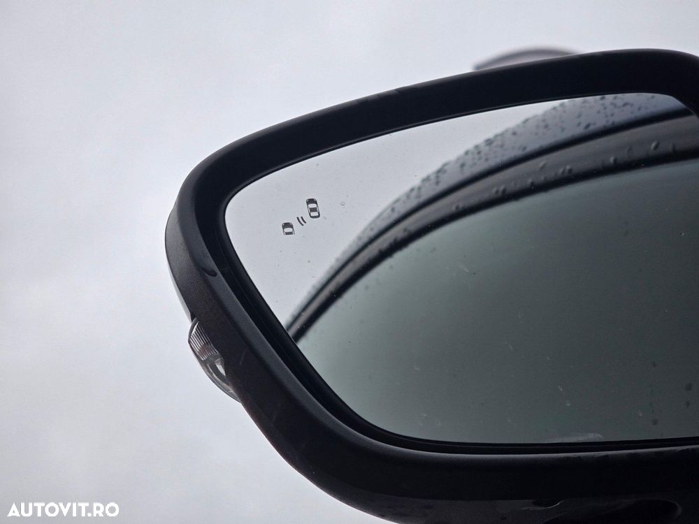 Ford Kuga 2.5 Duratec FHEV ST-LINE - 10