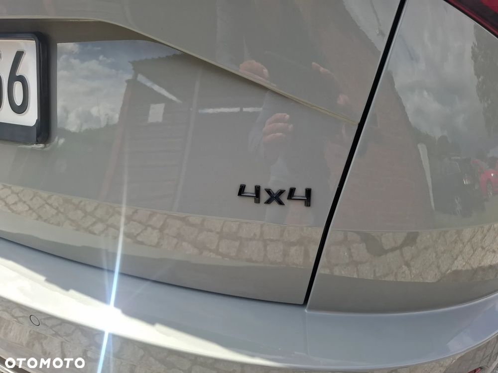Skoda Karoq 2.0 TDI SCR 4x4 DSG Sportline - 14