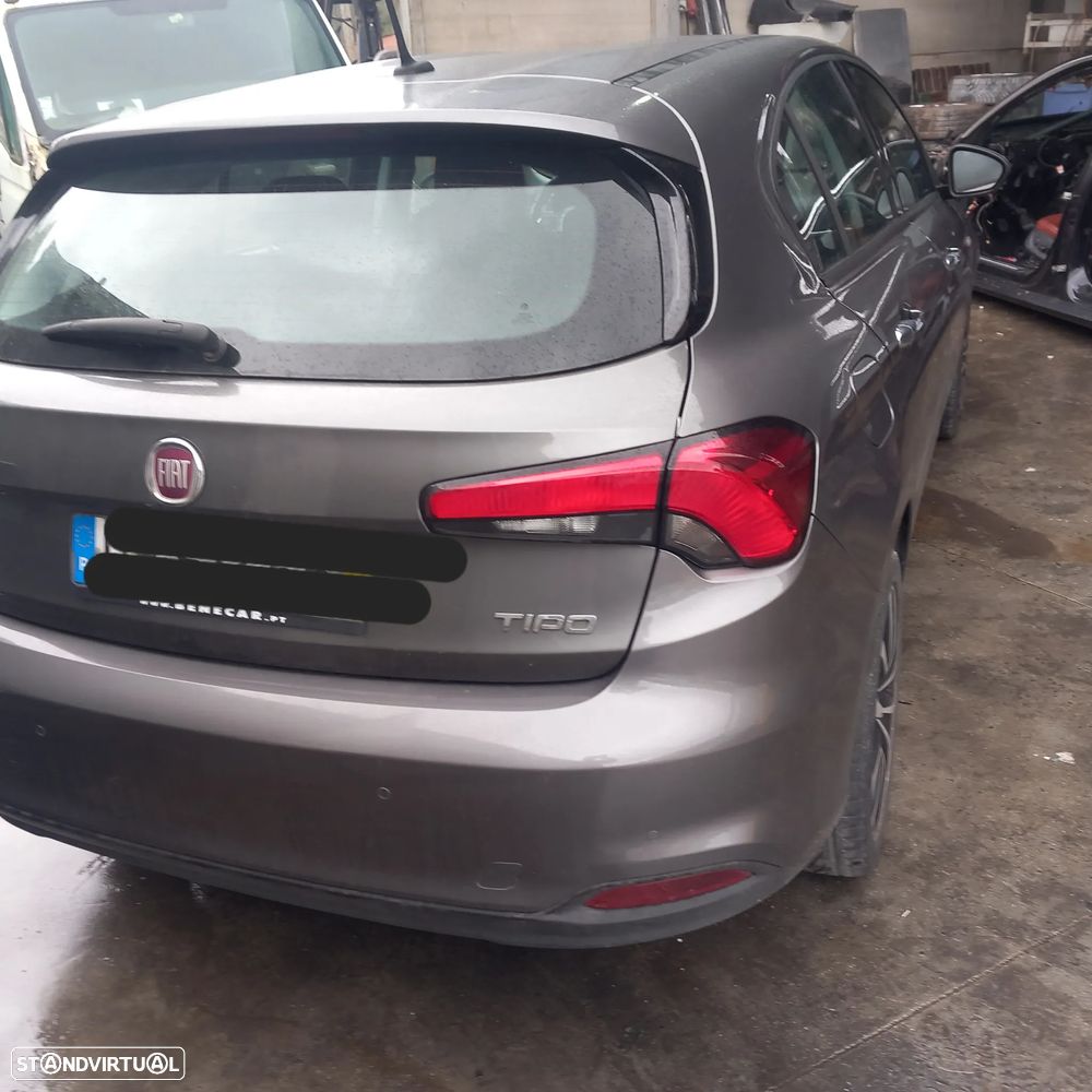 Mala completa Fiat Tipo ano 2018 carro - 1