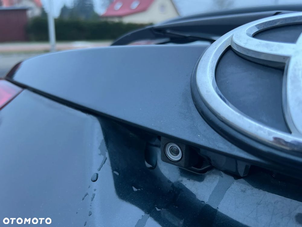 Toyota Auris 2.0 D-4D Dynamic - 18
