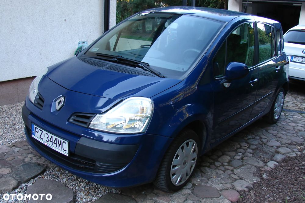 Renault Modus - 1