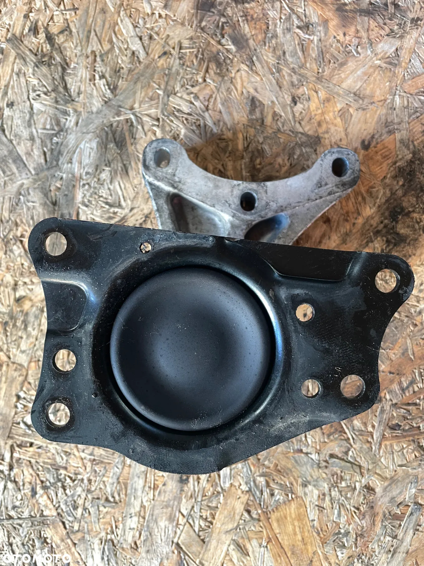LAPA PODUSZKA SILNIKA SKODA FABIA 1.4 MPI 6Q0199185Q - 3