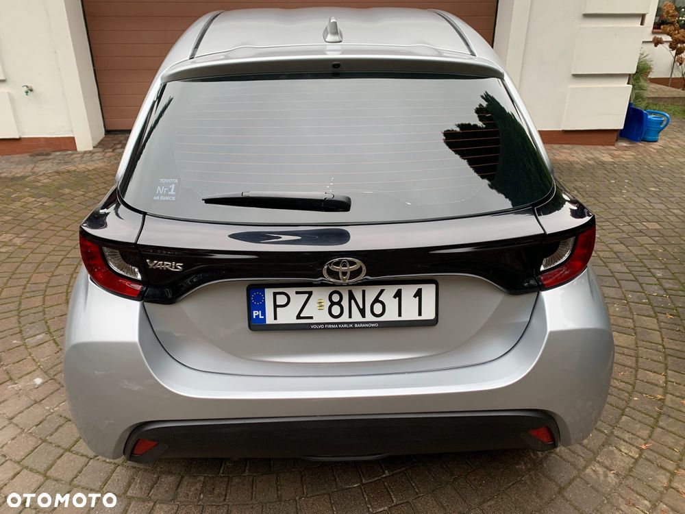 Toyota Yaris 1.5 Comfort - 21