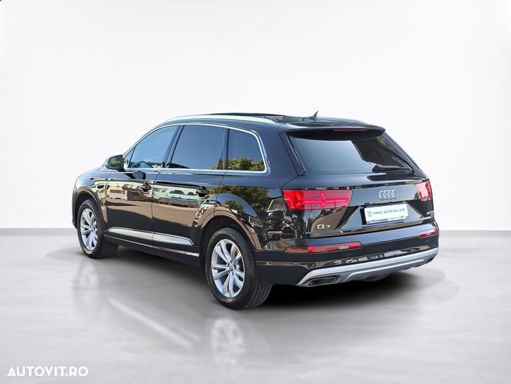 Audi Q7 3.0 TFSI Quattro Tiptronic - 5