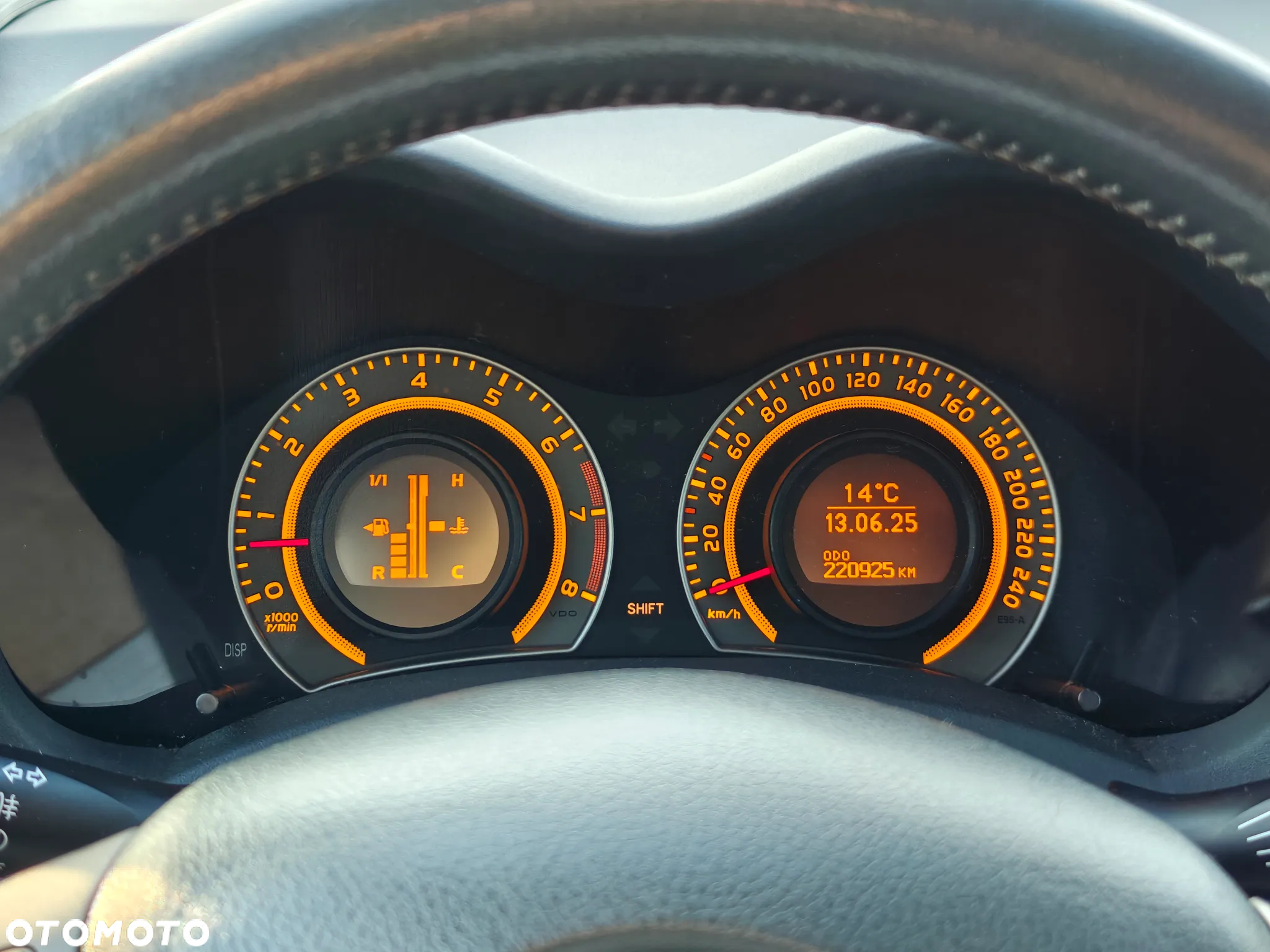 Toyota Auris - 10
