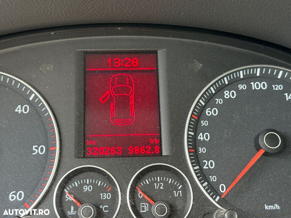 VOLKSWAGEN Touran 2006 — imagine 8