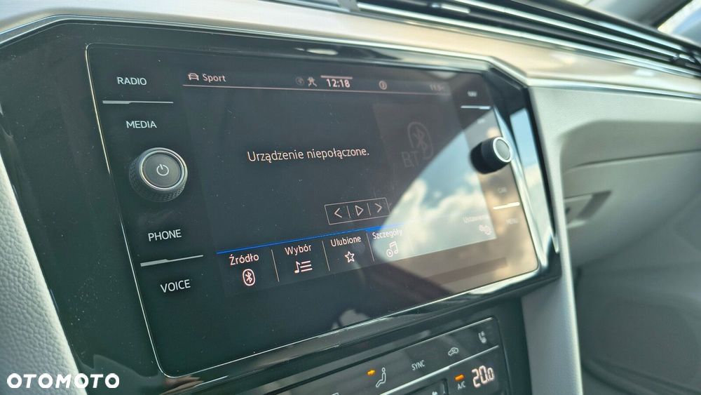 Volkswagen Passat - 27