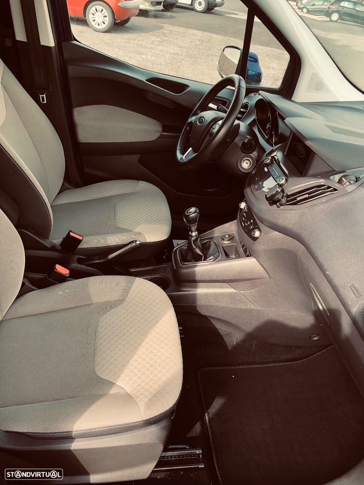 Ford Tourneo Courier 1.0 EcoBoost Titanium - 9