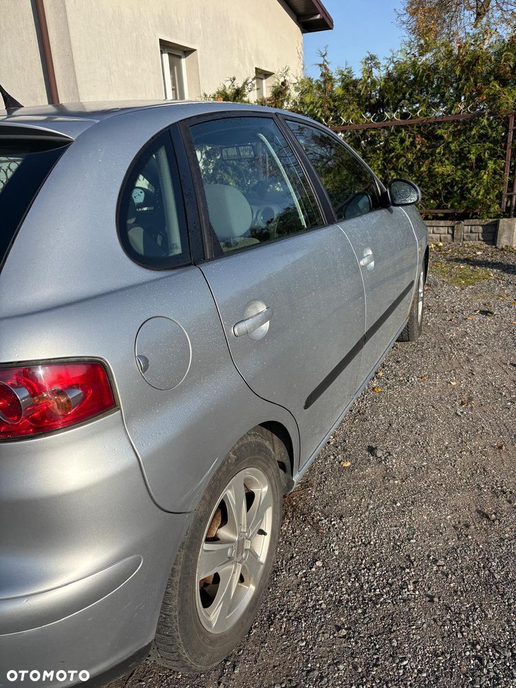 Seat Ibiza 2003 photo 5