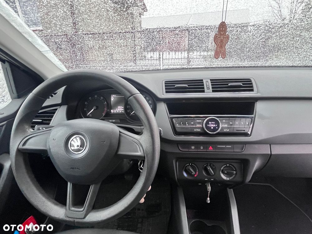 Skoda Fabia 1.2 TSI Active - 4